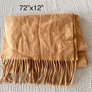 Cashmere Roundtree & Yorke scarf